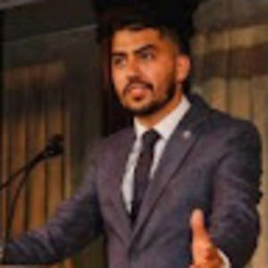 Meet your Posher, Arash